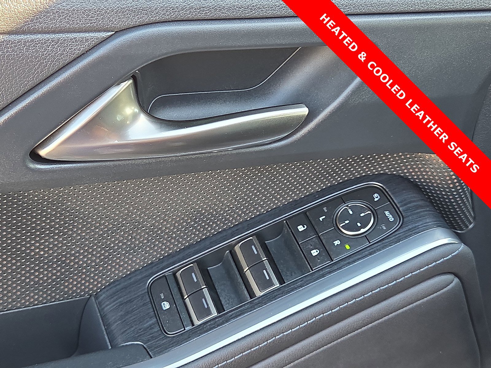 Used 2024 Lexus GX 550 GX 550 Premium+ w/ Accessory Package (Z1) image 15