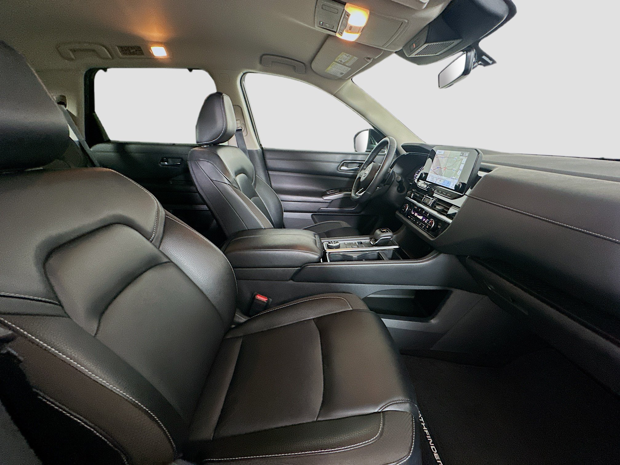 Used 2023 Nissan Pathfinder SL AWD/4WD image 32