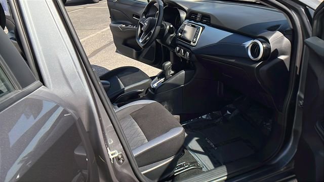 Used 2025 Nissan Versa SV FWD image 13
