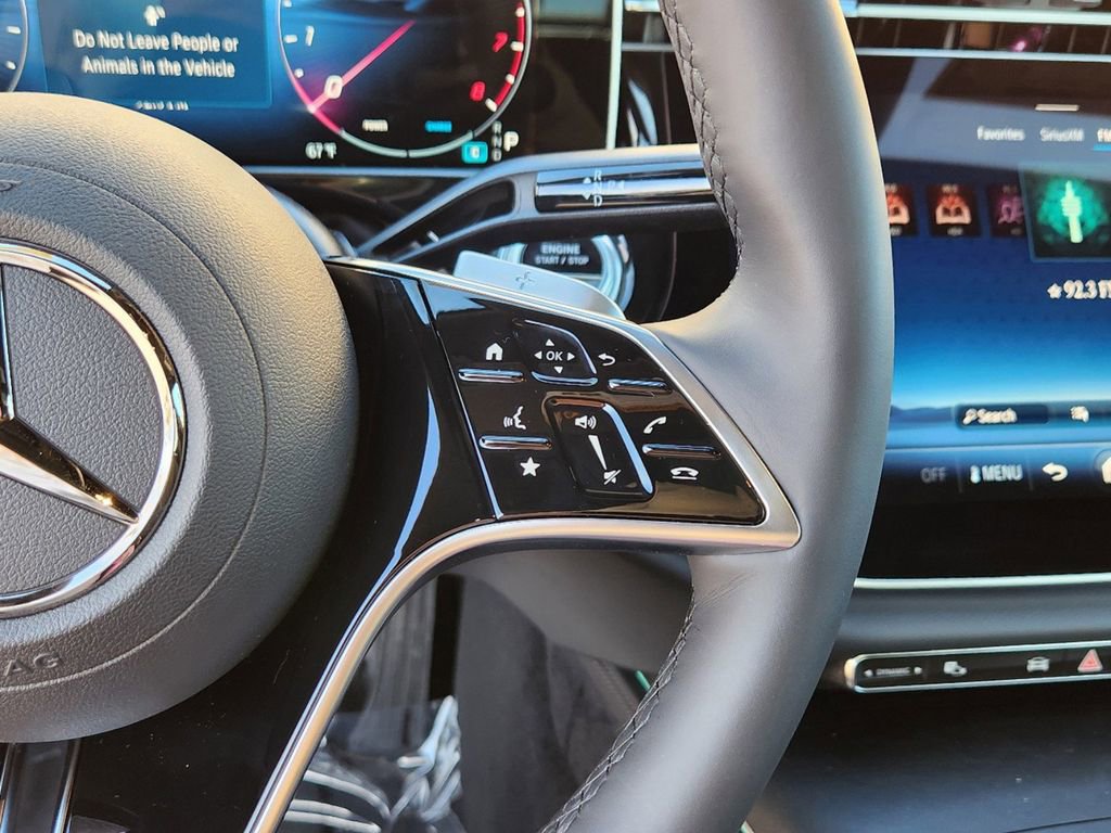 New 2025 Mercedes-Benz E 350 4MATIC Sedan image 20