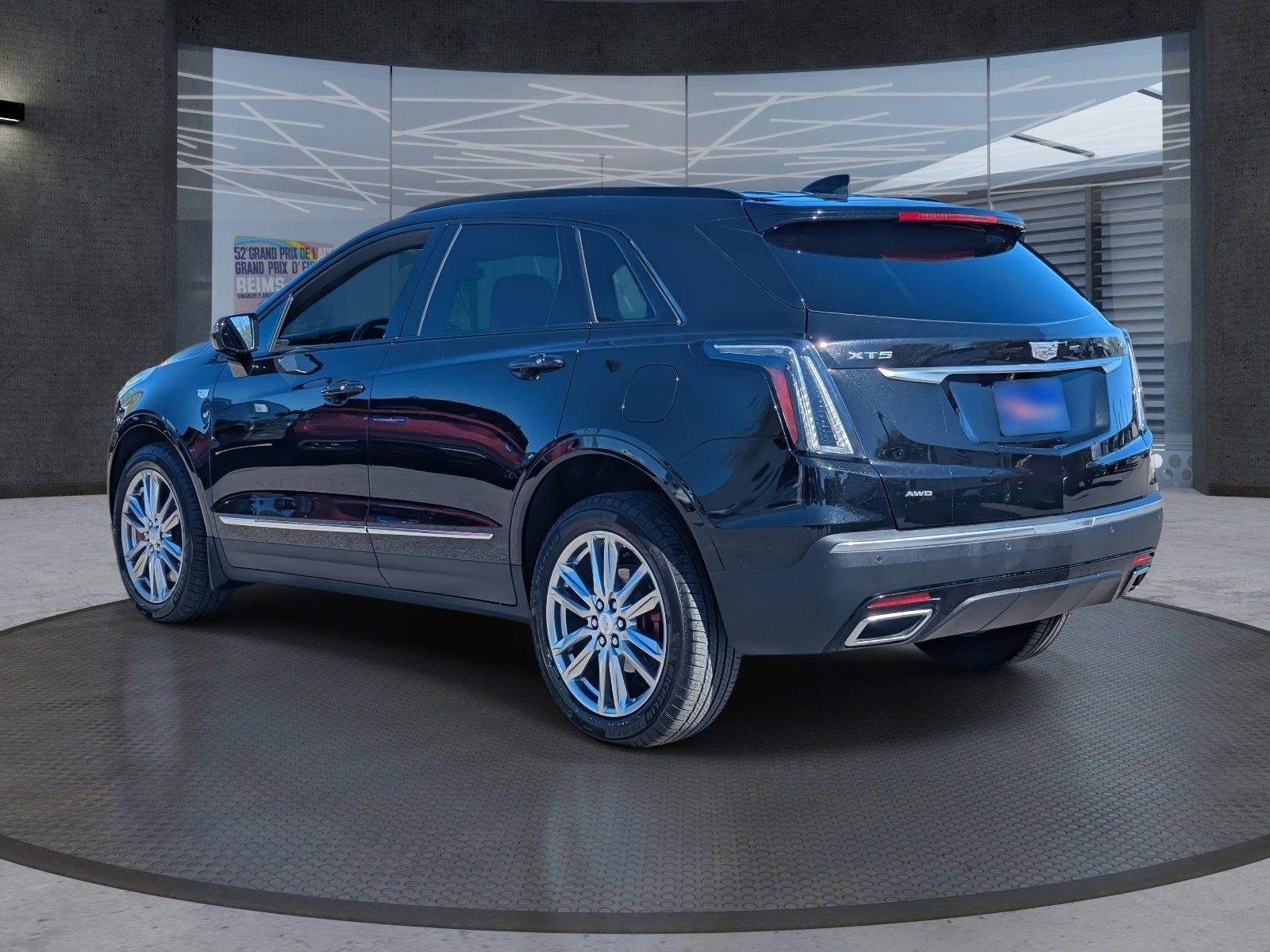 Used 2024 Cadillac XT5 Sportv image 4