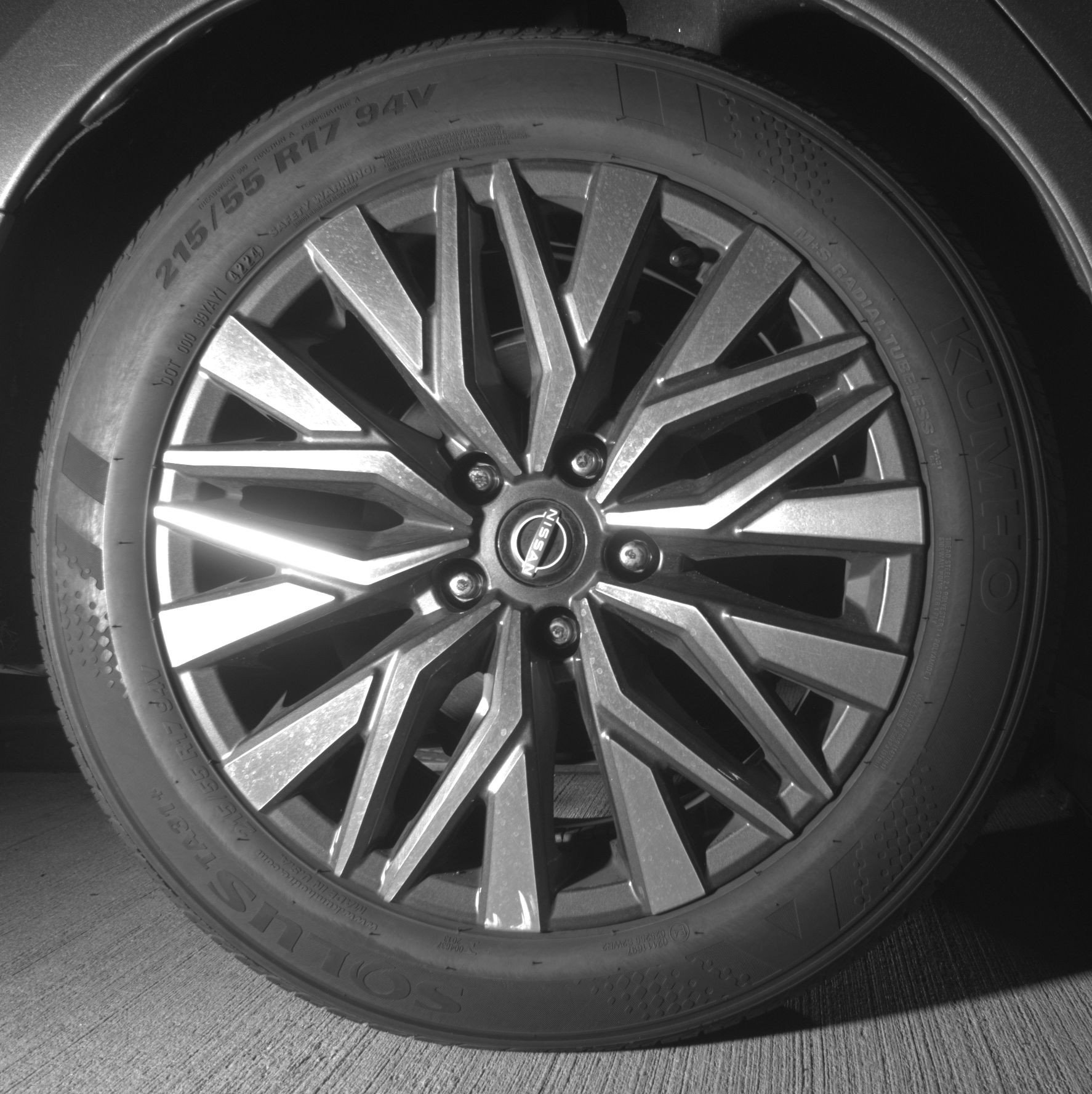 Used 2025 Nissan Altima 2.5 SV FWD image 15