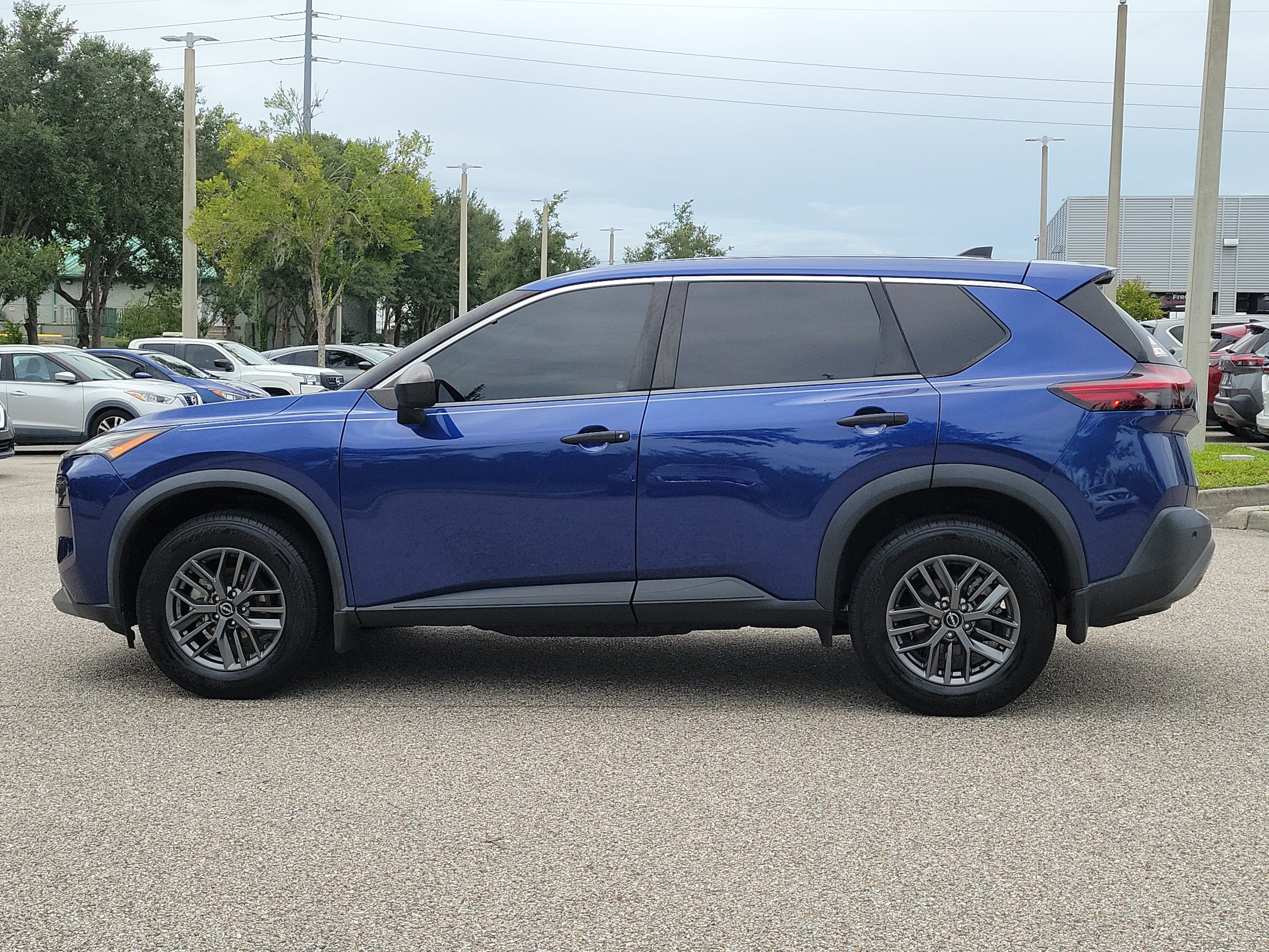 Certified 2022 Nissan Rogue S FWD image 9