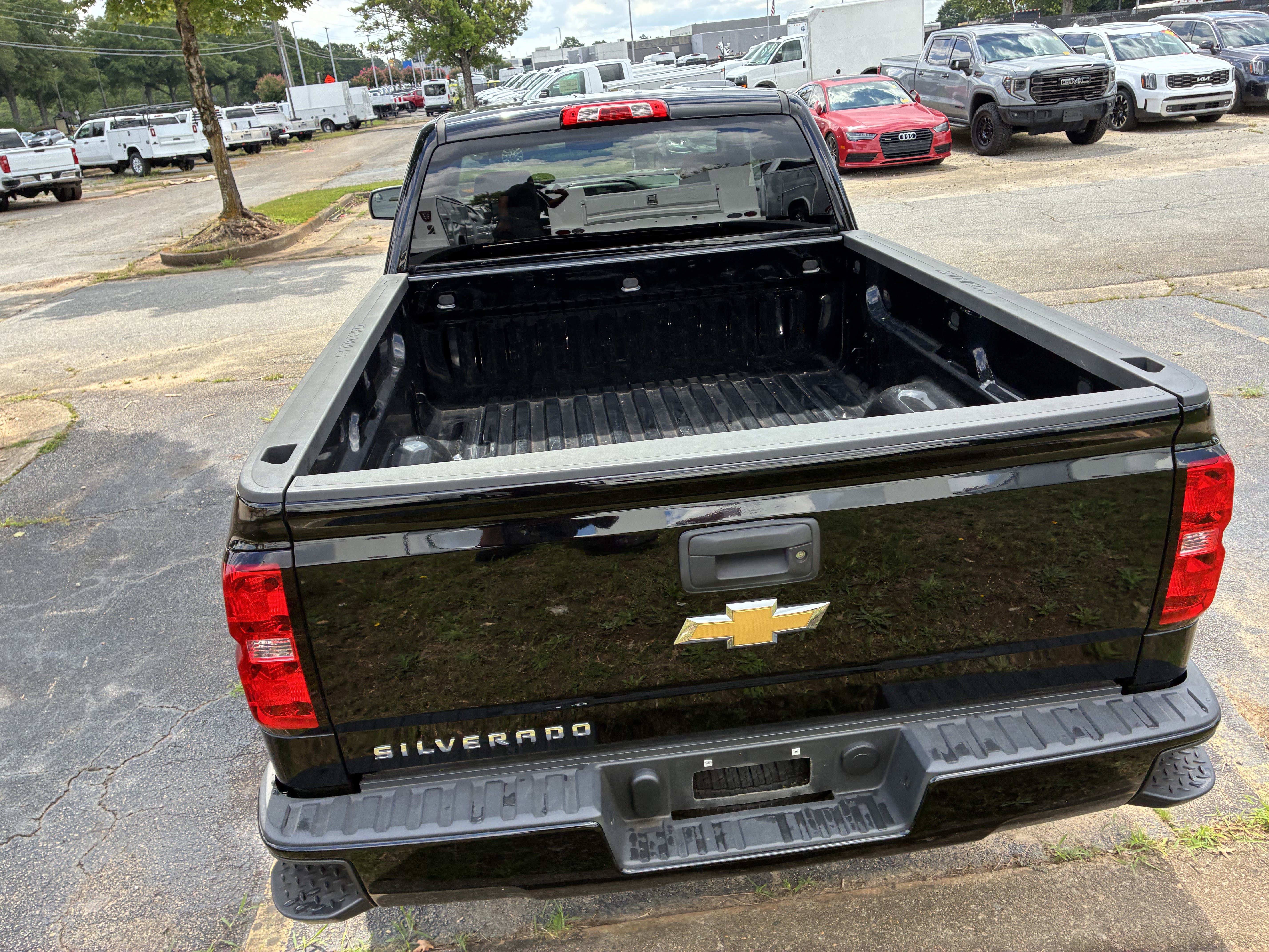 Used 2016 Chevrolet Silverado 1500 Custom w/ Custom Convenience Package RWD image 7