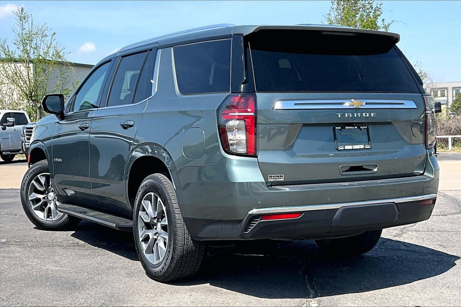 Used 2023 Chevrolet Tahoe LS AWD/4WD image 12