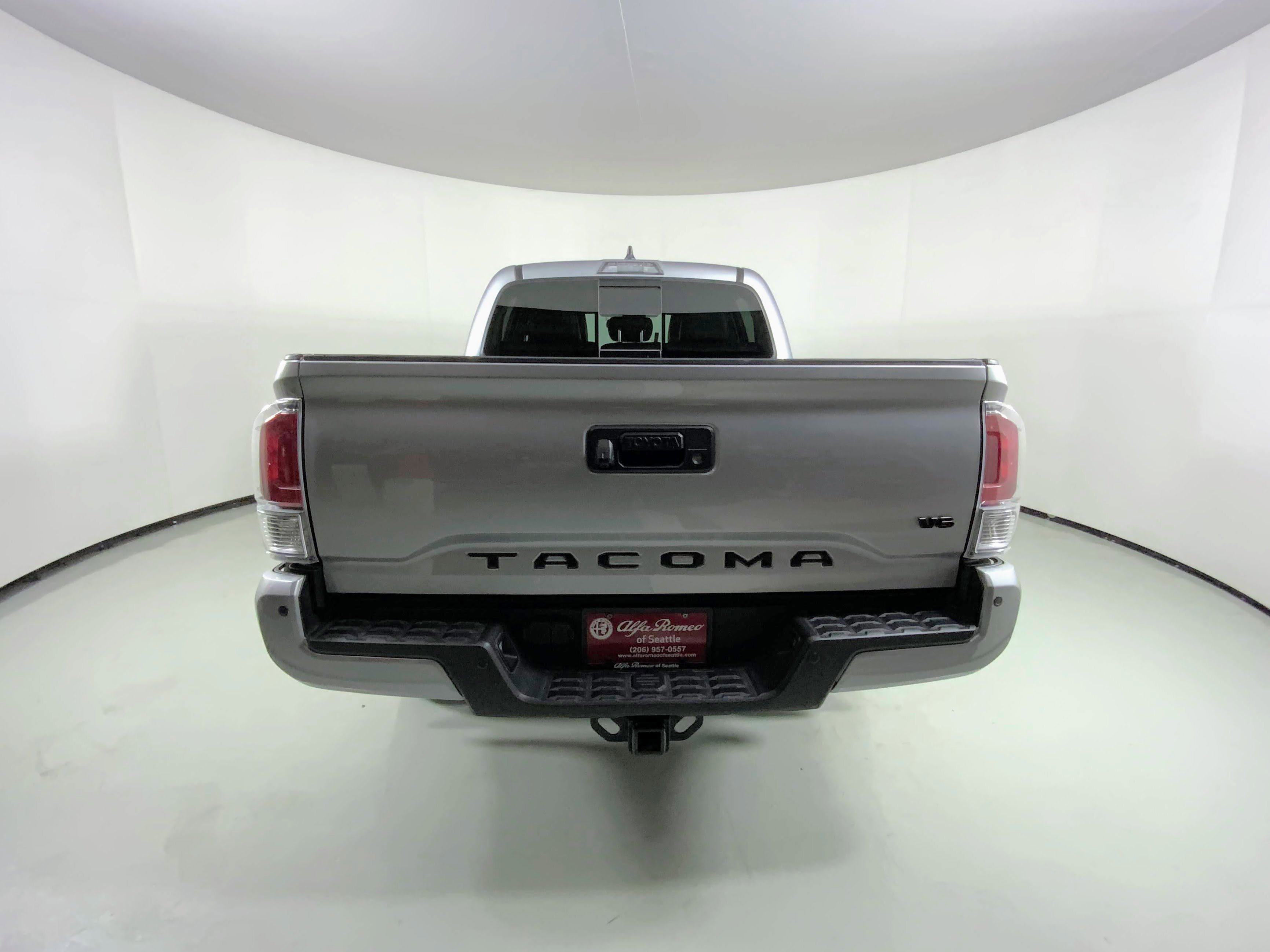 Used 2021 Toyota Tacoma SR image 8