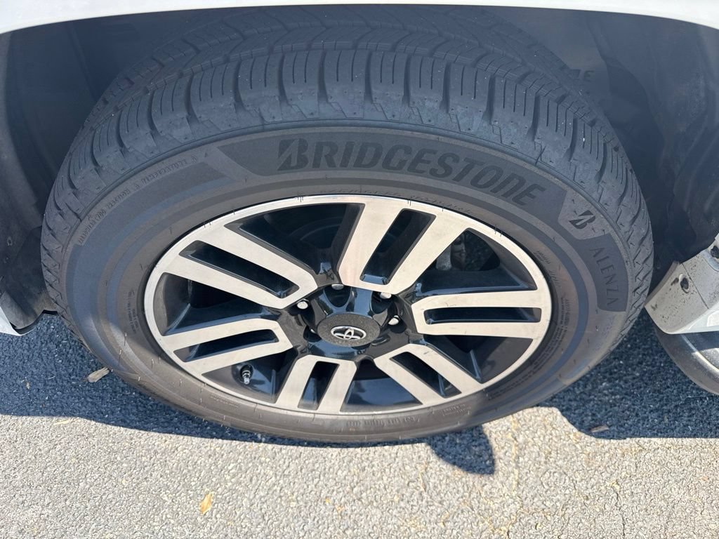 Used 2021 Toyota 4Runner Limited AWD/4WD image 8