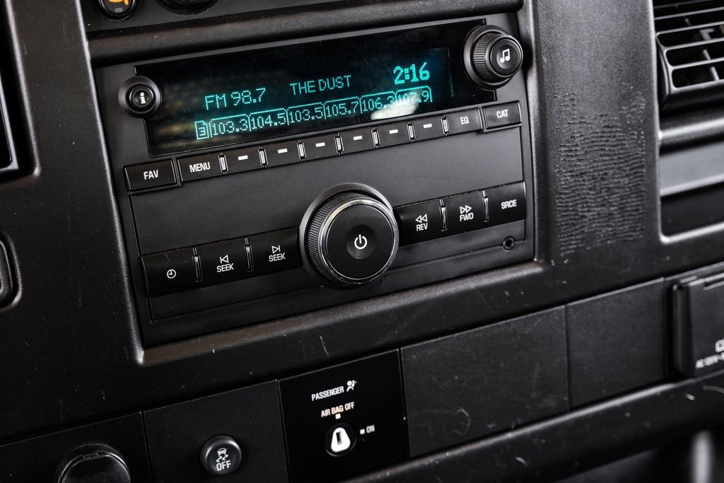 Used 2021 GMC Savana 2500 w/ Driver Convenience Package image 19