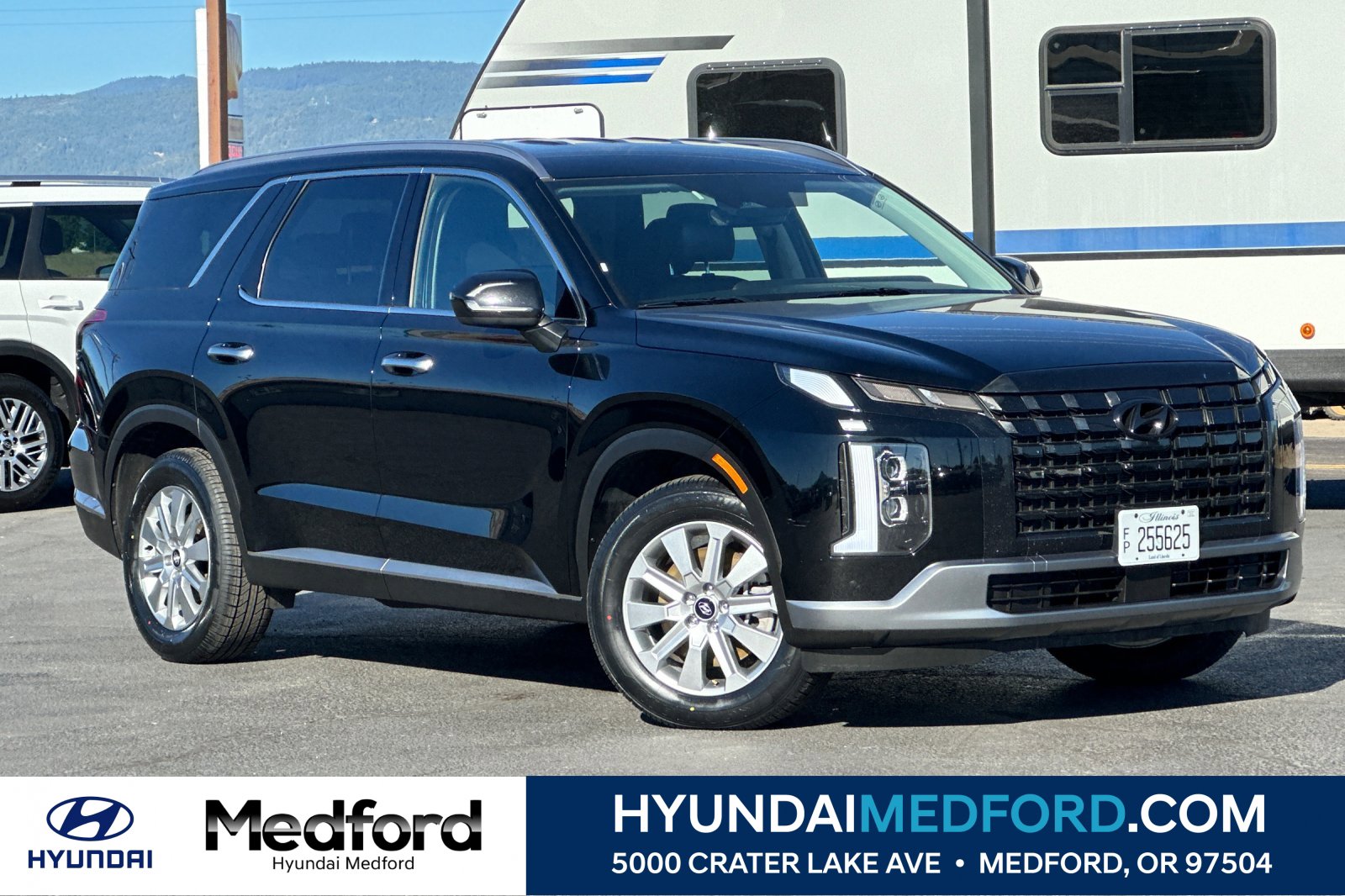 Used 2024 Hyundai Palisade SEL image 1