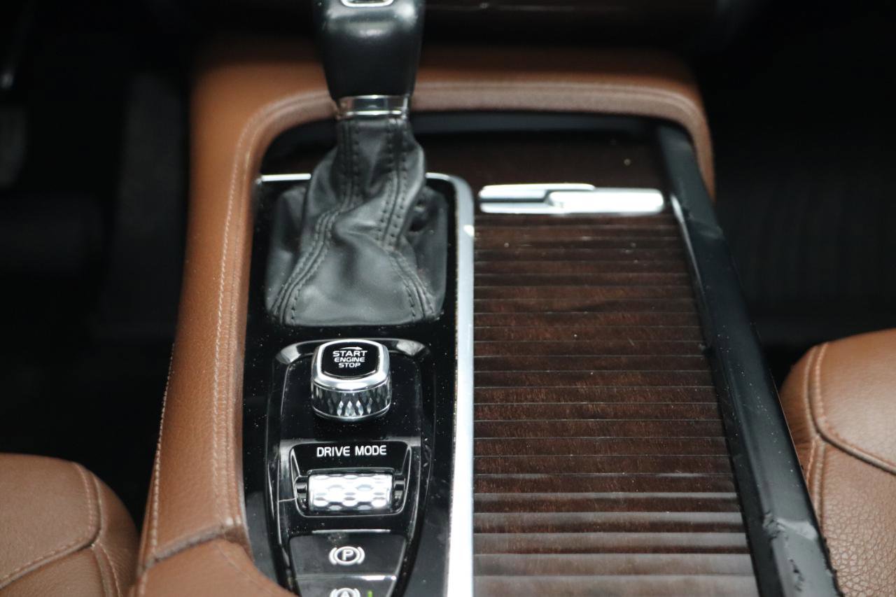 Used 2019 Volvo XC90 T6 Momentum w/ Protection Package Premier AWD/4WD image 39