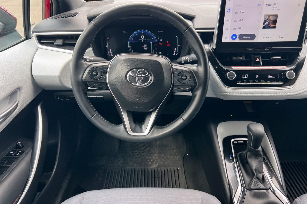 Certified 2025 Toyota Corolla SE w/ SE Premium Package FWD image 17