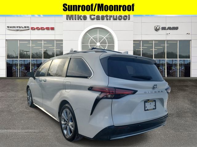Used 2021 Toyota Sienna Platinum image 6