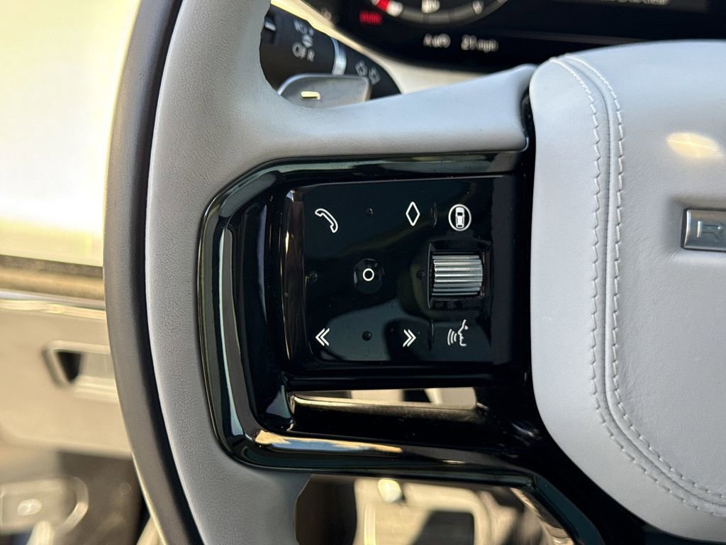 Used 2024 Land Rover Range Rover Sport Dynamic SE image 21