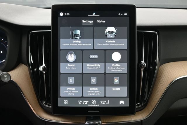 New 2027 Volvo XC60 B5 Core AWD/4WD image 17