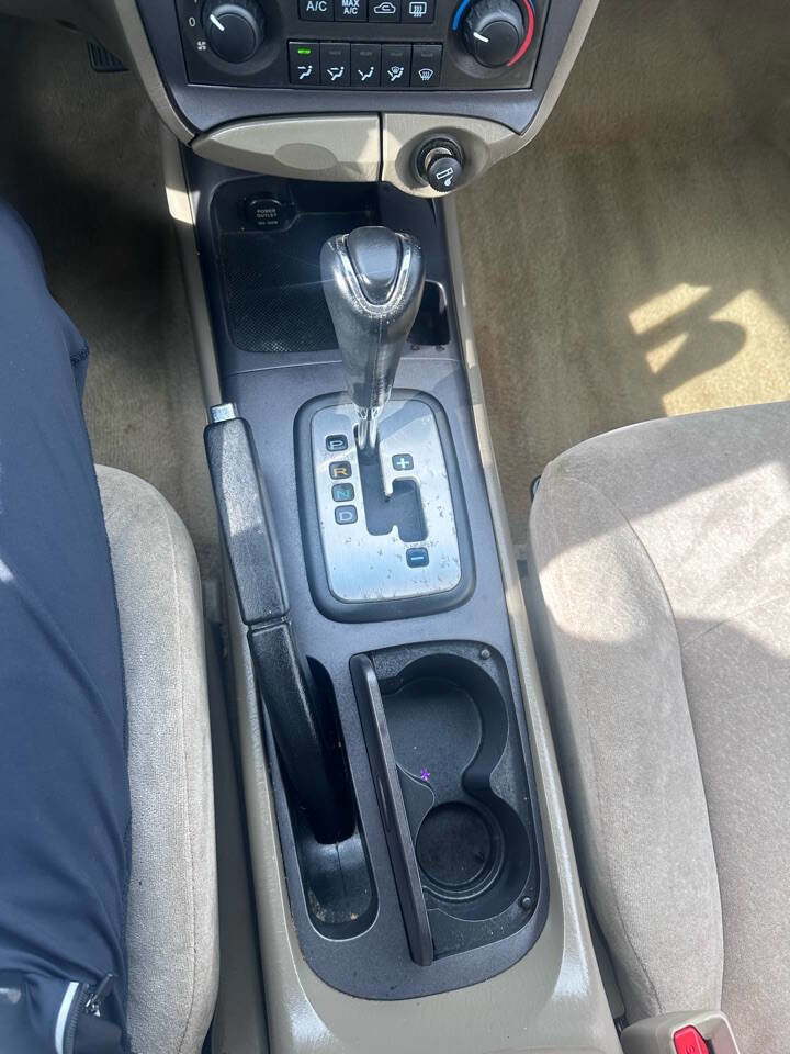 Used 2005 Hyundai Sonata GL image 13