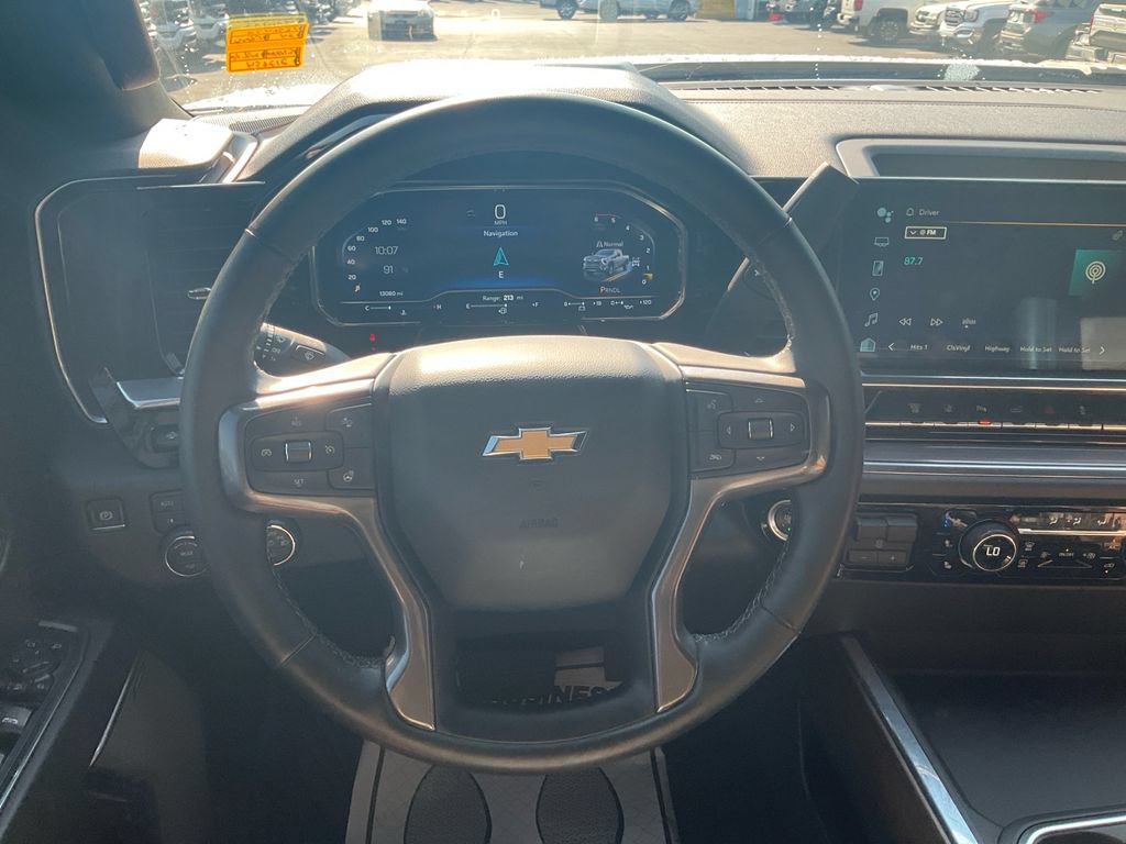 Used 2024 Chevrolet Silverado 3500 High Country w/ High Country Premium Package AWD/4WD image 24
