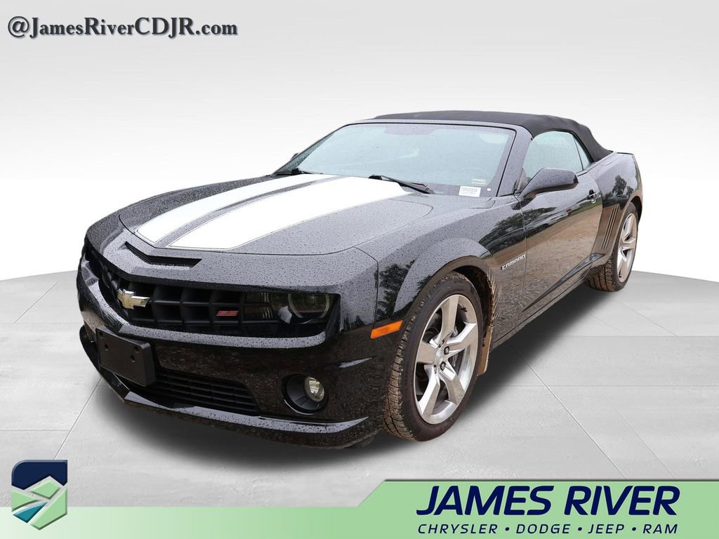 Used 2011 Chevrolet Camaro SS w/ RS Package RWD image 3