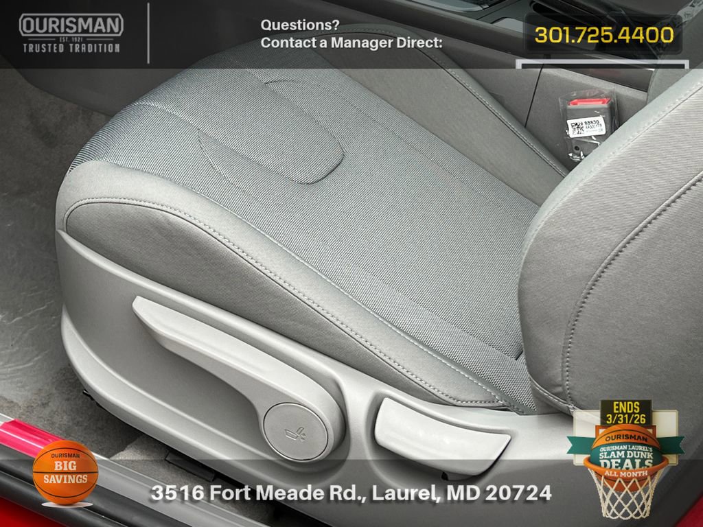 New 2026 Hyundai Elantra SE image 7