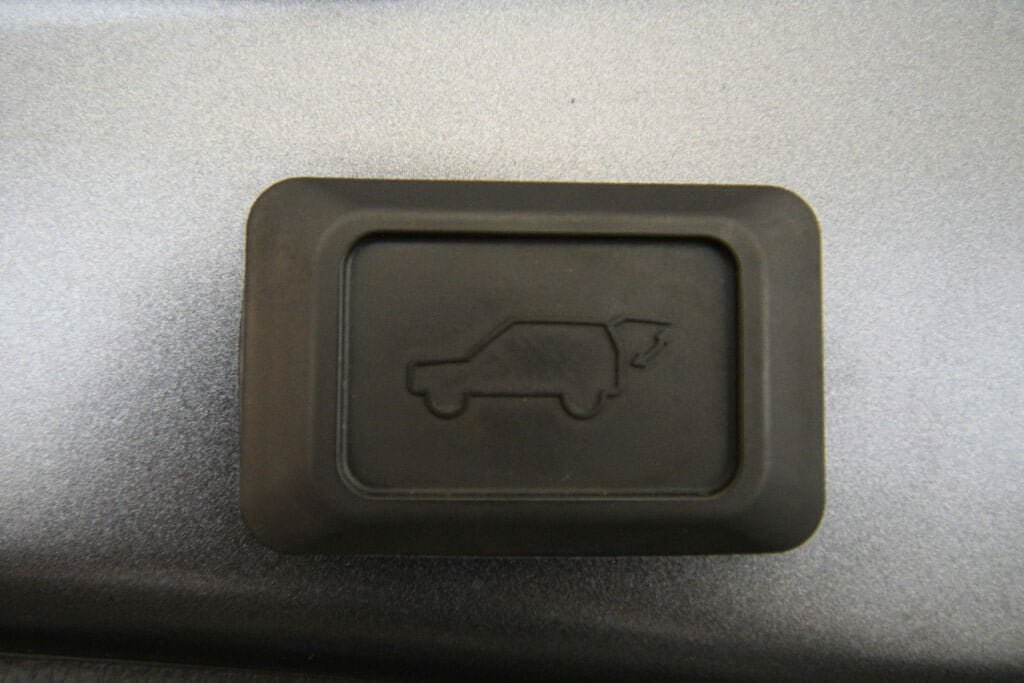 Used 2023 Toyota RAV4 SE w/ Weather & Moonroof Package AWD/4WD image 24