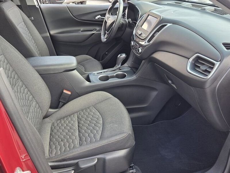 Used 2021 Chevrolet Equinox LT image 13