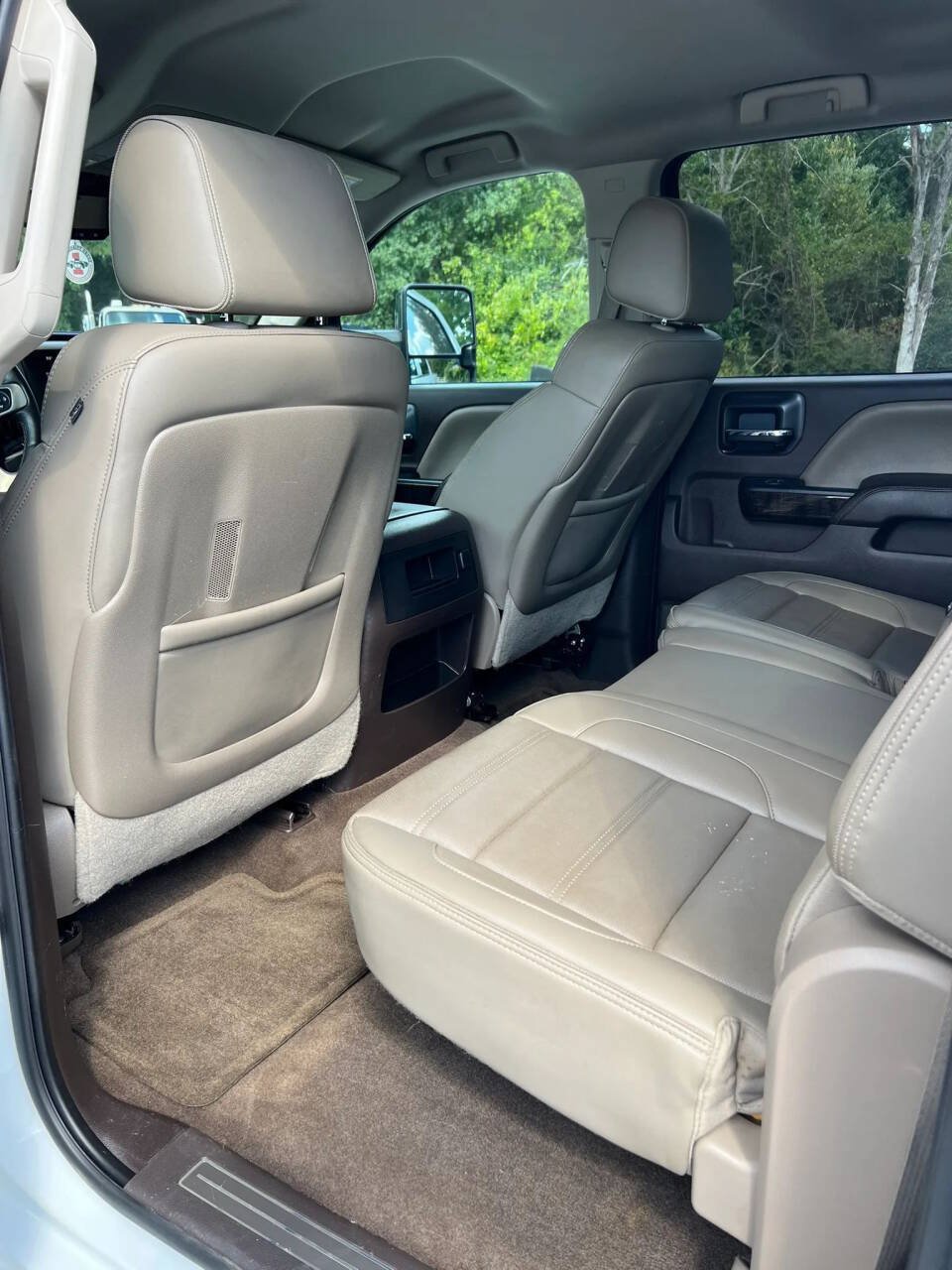 Used 2015 GMC Sierra 3500 Denali w/ Duramax Plus Package AWD/4WD image 18