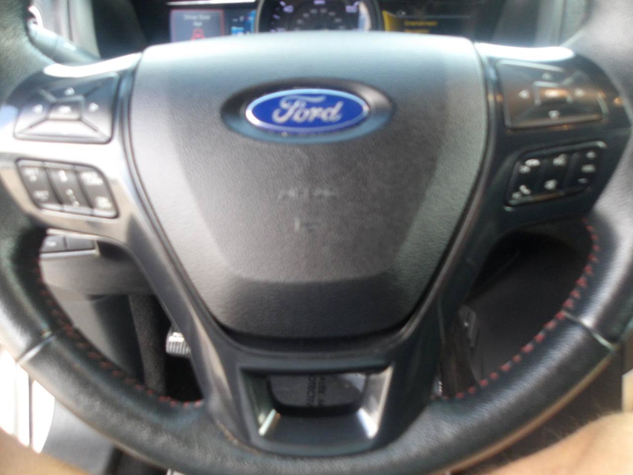 Used 2018 Ford Explorer Sport w/ Equipment Group 401A AWD/4WD image 20