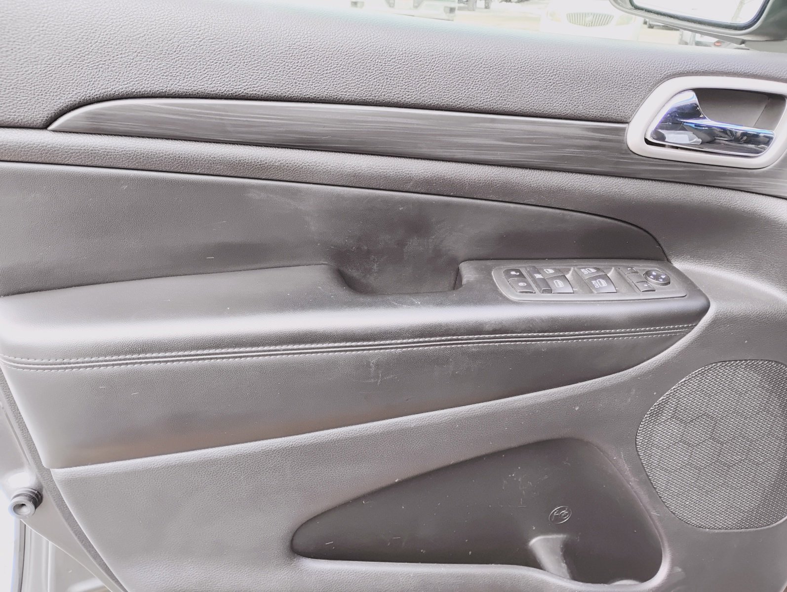 Used 2020 Jeep Grand Cherokee Laredo image 15