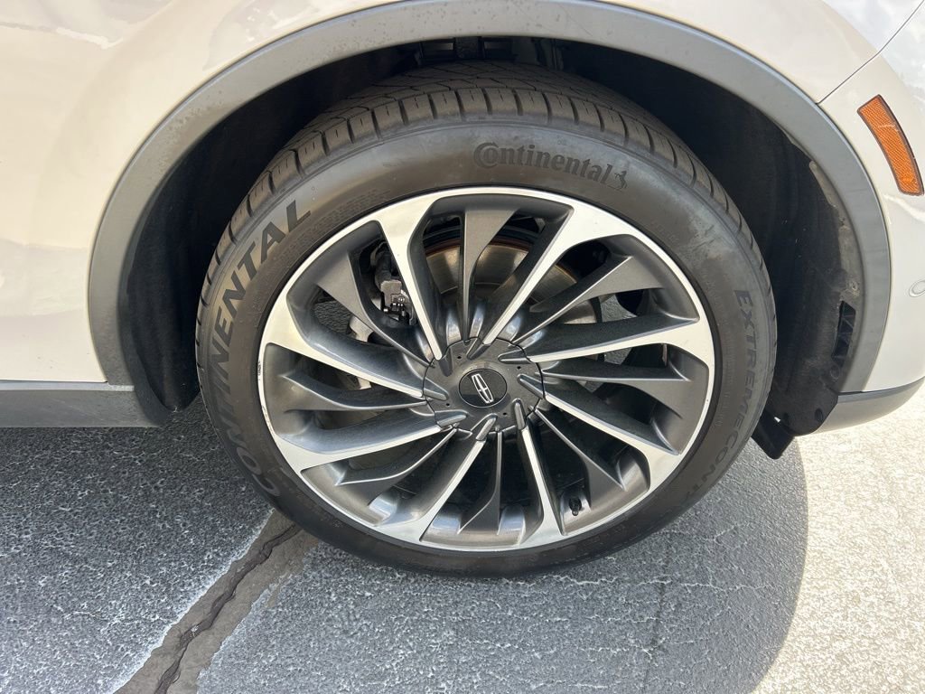 Used 2020 Lincoln Aviator Reserve w/ Equipment Group 202A image 28