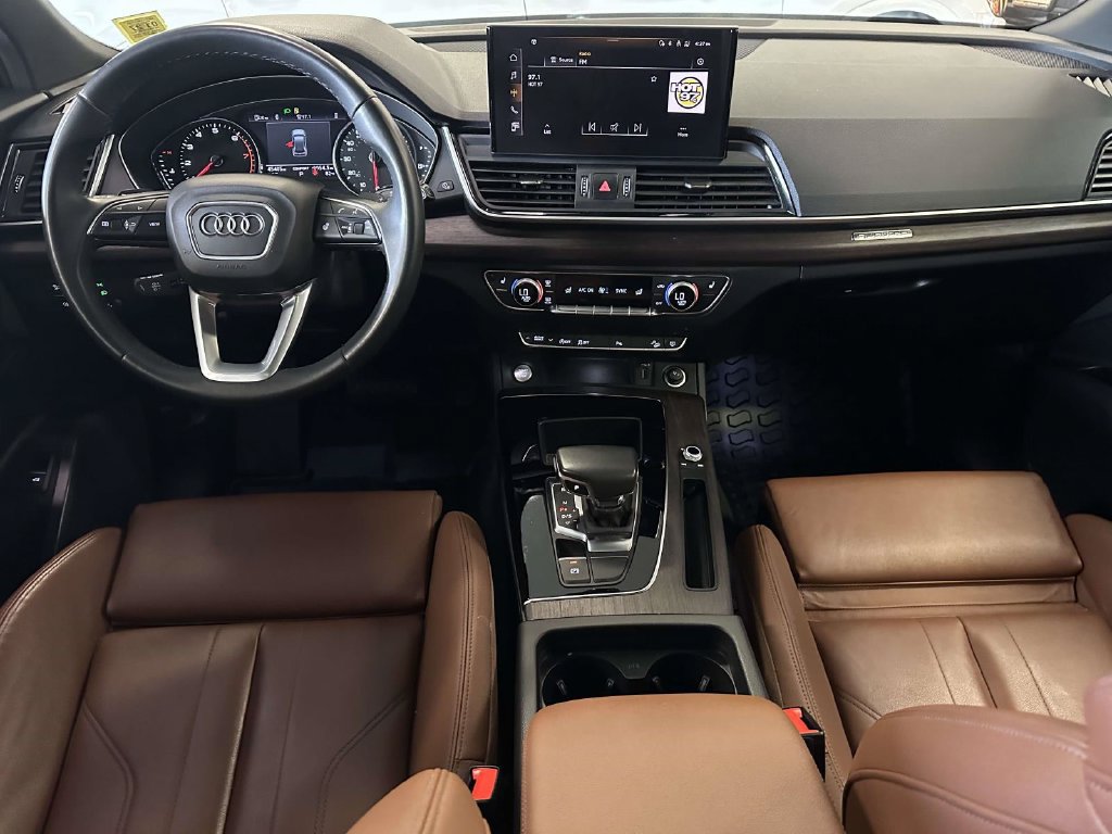 Used 2024 Audi Q5 2.0T Premium w/ Convenience Package AWD/4WD image 15
