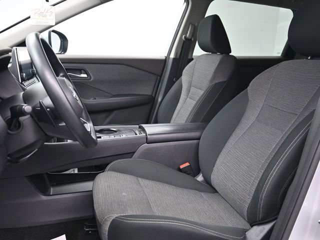 Used 2023 Nissan Rogue SV image 10