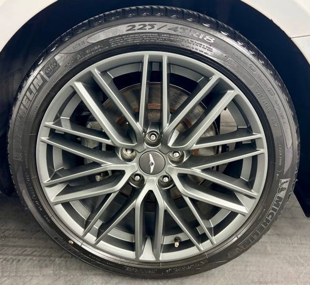 Used 2019 Genesis G70 2.0T Advanced w/ Elite Package image 10