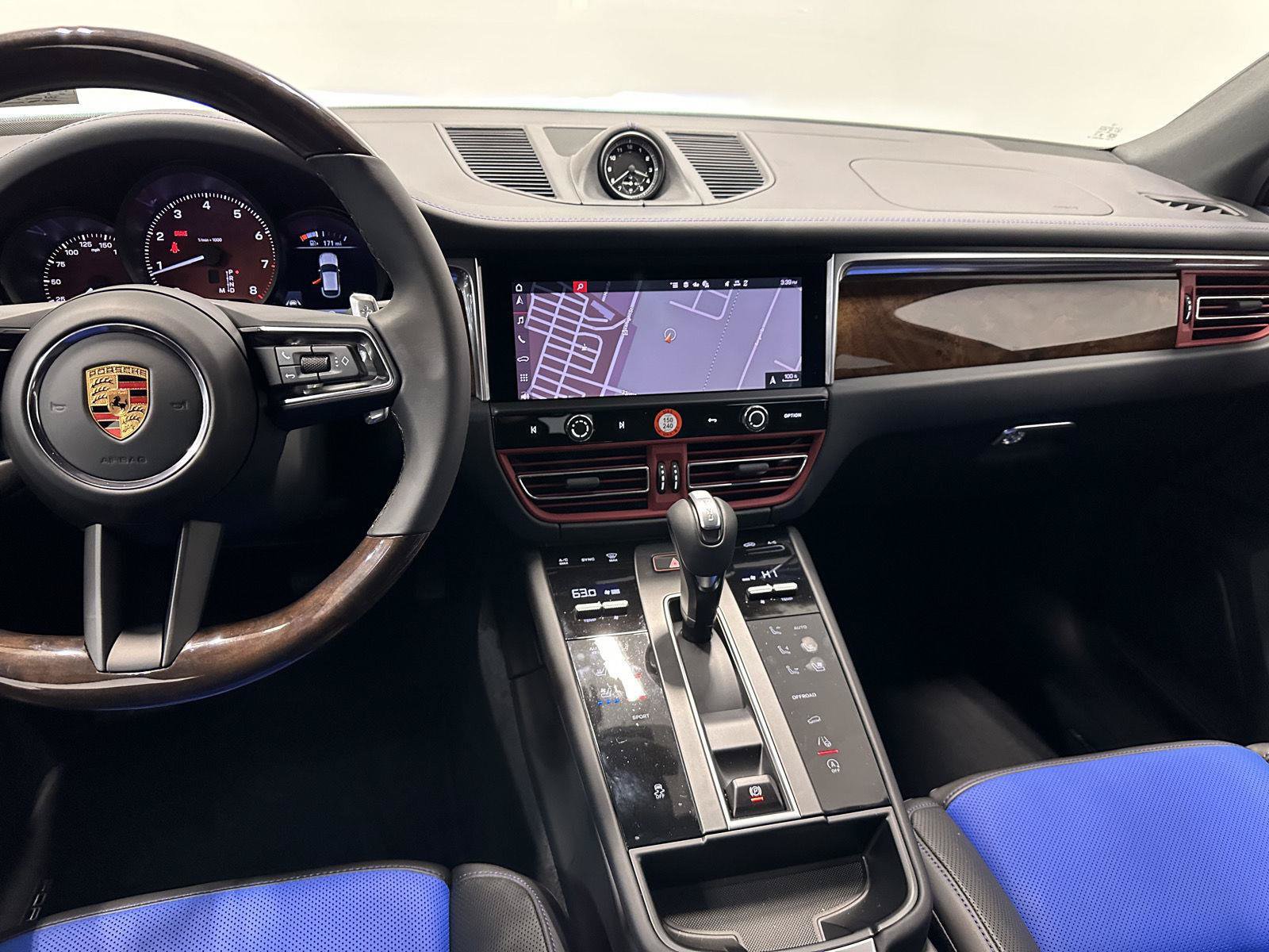New 2026 Porsche Macan AWD/4WD image 26