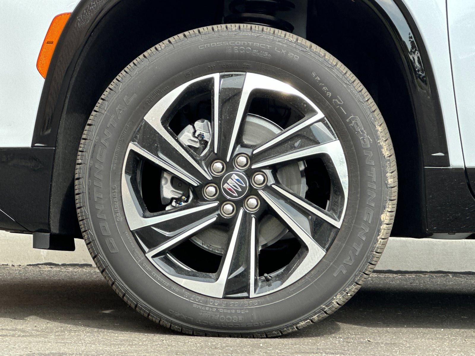 New 2026 Buick Enclave Sport Touring w/ Power Package FWD image 27