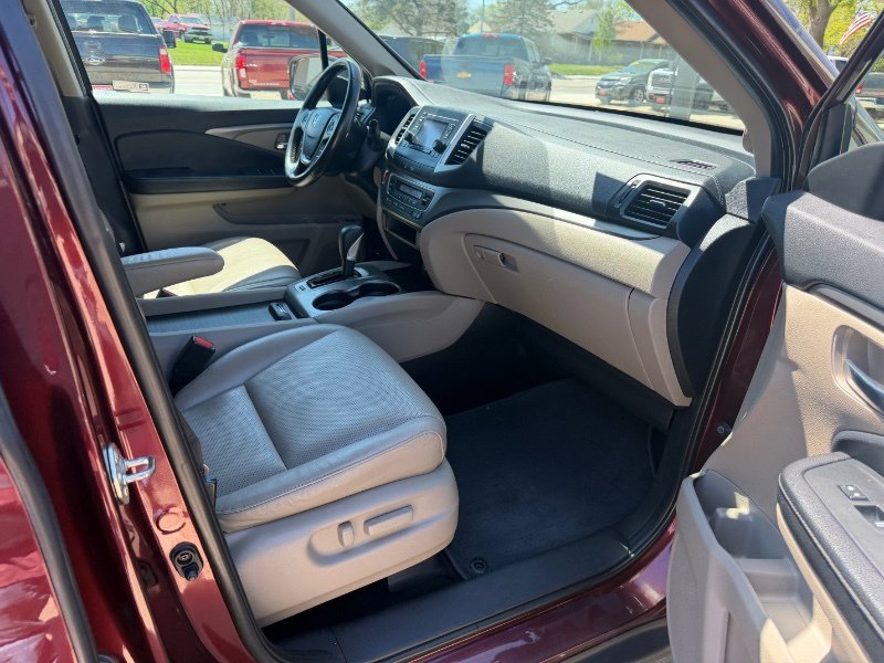 Used 2019 Honda Ridgeline RTL image 18