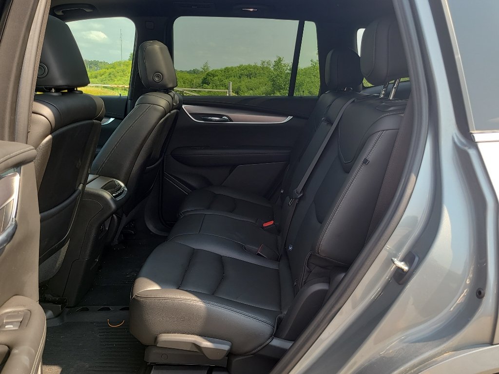 Used 2024 Cadillac XT6 Luxury w/ LPO, Floor Liner Package AWD/4WD image 36