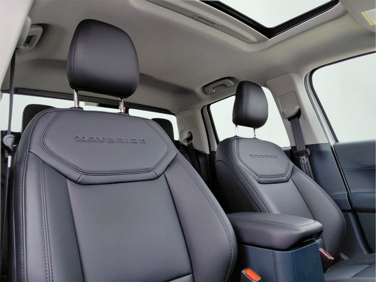 New 2026 Ford Maverick Lariat image 12