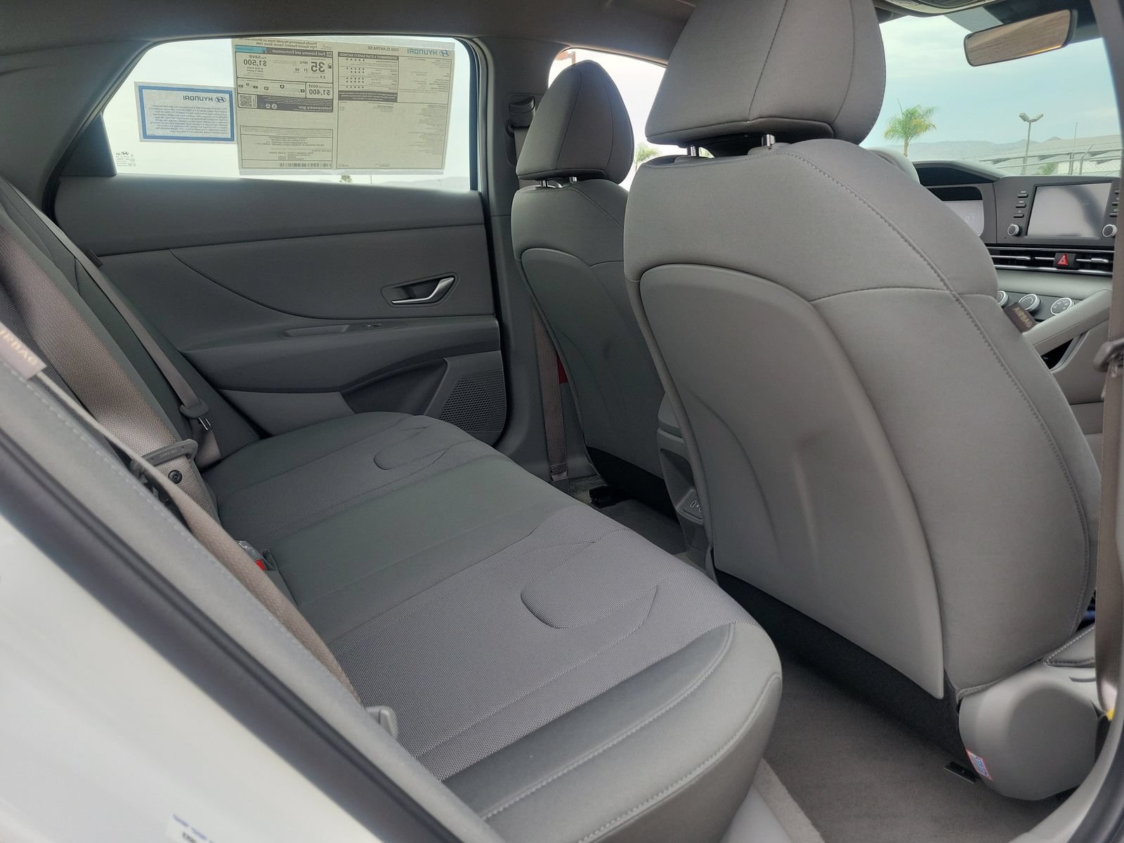 New 2026 Hyundai Elantra SE FWD image 18