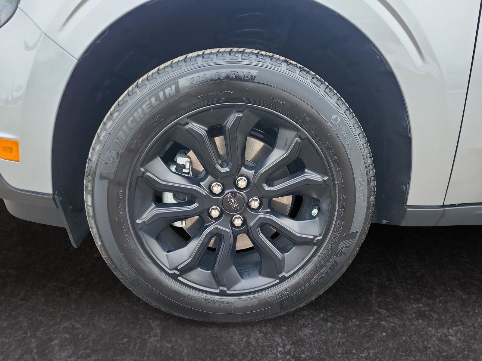 Used 2024 Ford Maverick Lariat w/ Black Appearance Package image 25