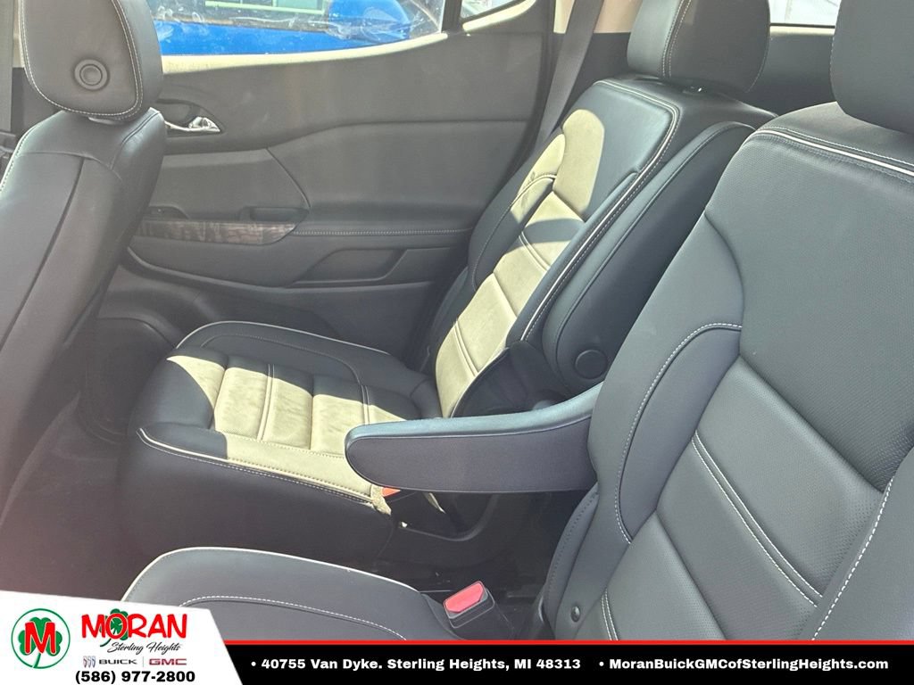 Used 2023 GMC Acadia Denali w/ Denali Ultimate Package AWD/4WD image 20