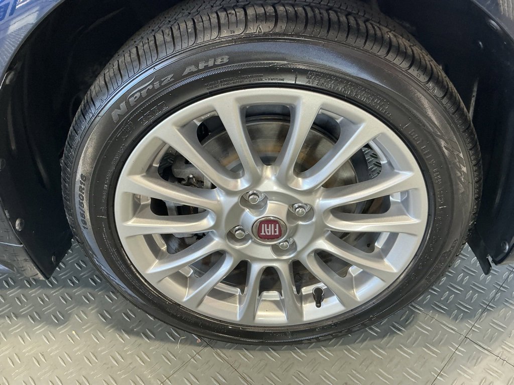 Used 2020 FIAT 124 Spider Classica w/ Technology Group image 38