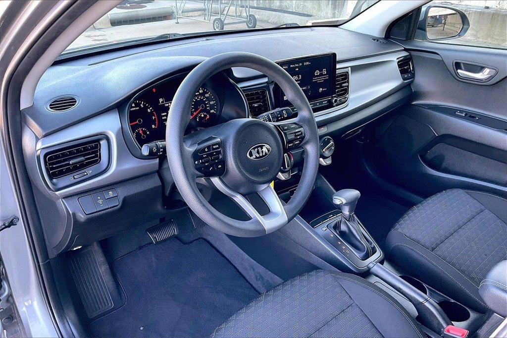 Certified 2021 Kia Rio S image 14