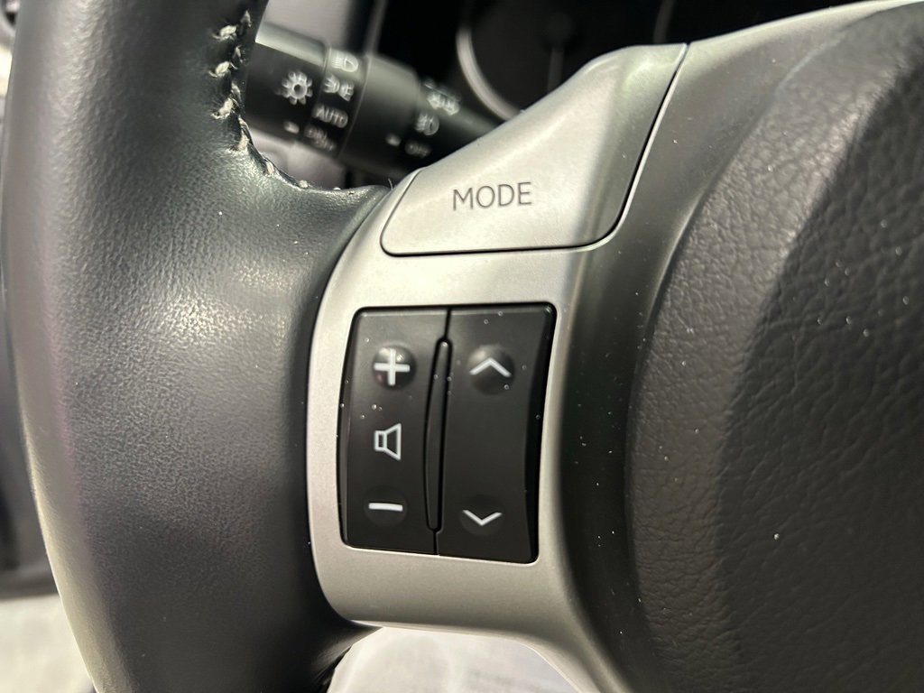 Used 2012 Lexus CT 200h Premium image 13