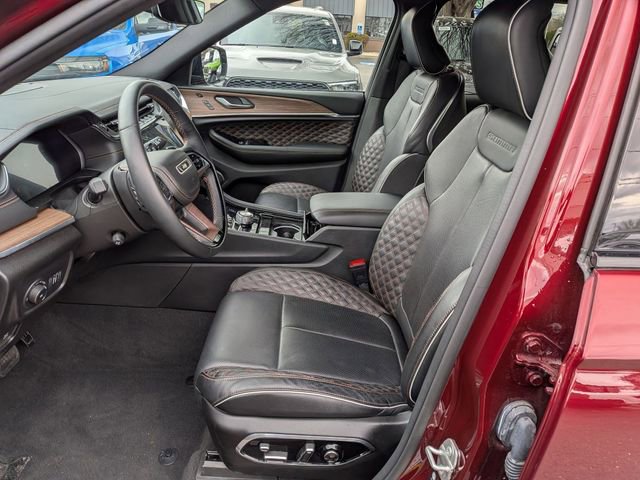 Certified 2024 Jeep Grand Cherokee L Summit w/ High Altitude Package AWD/4WD image 9