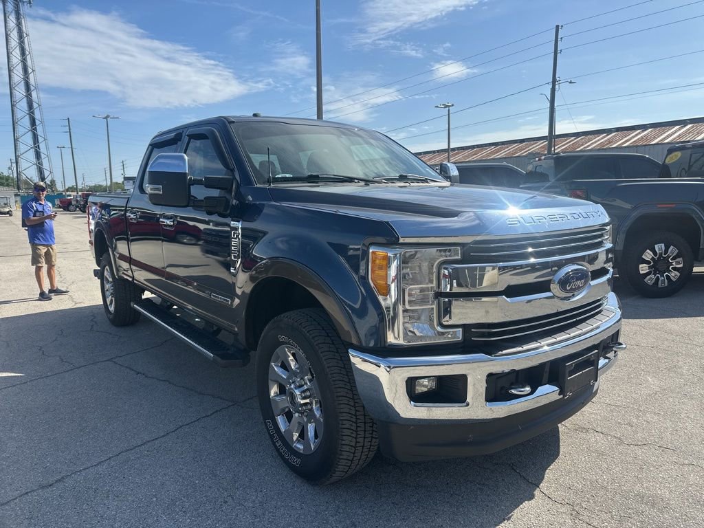 Used 2017 Ford F250 Lariat w/ Chrome Package AWD/4WD image 21