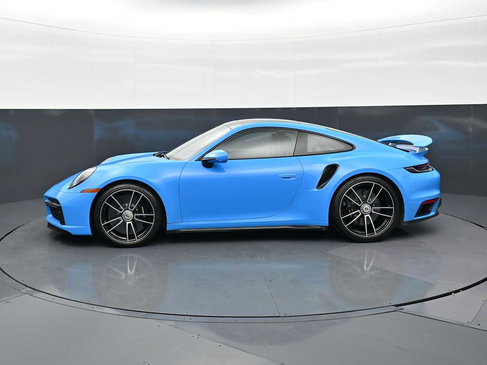 Certified 2021 Porsche 911 Turbo S AWD/4WD image 2