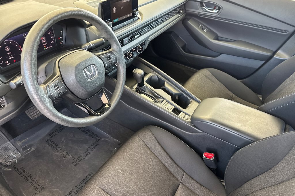 Certified 2023 Honda Accord EX image 3
