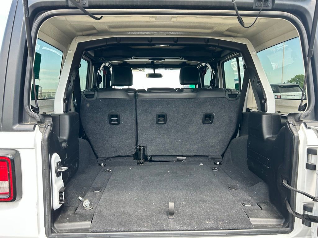 Used 2018 Jeep Wrangler Unlimited Sport S AWD/4WD image 23