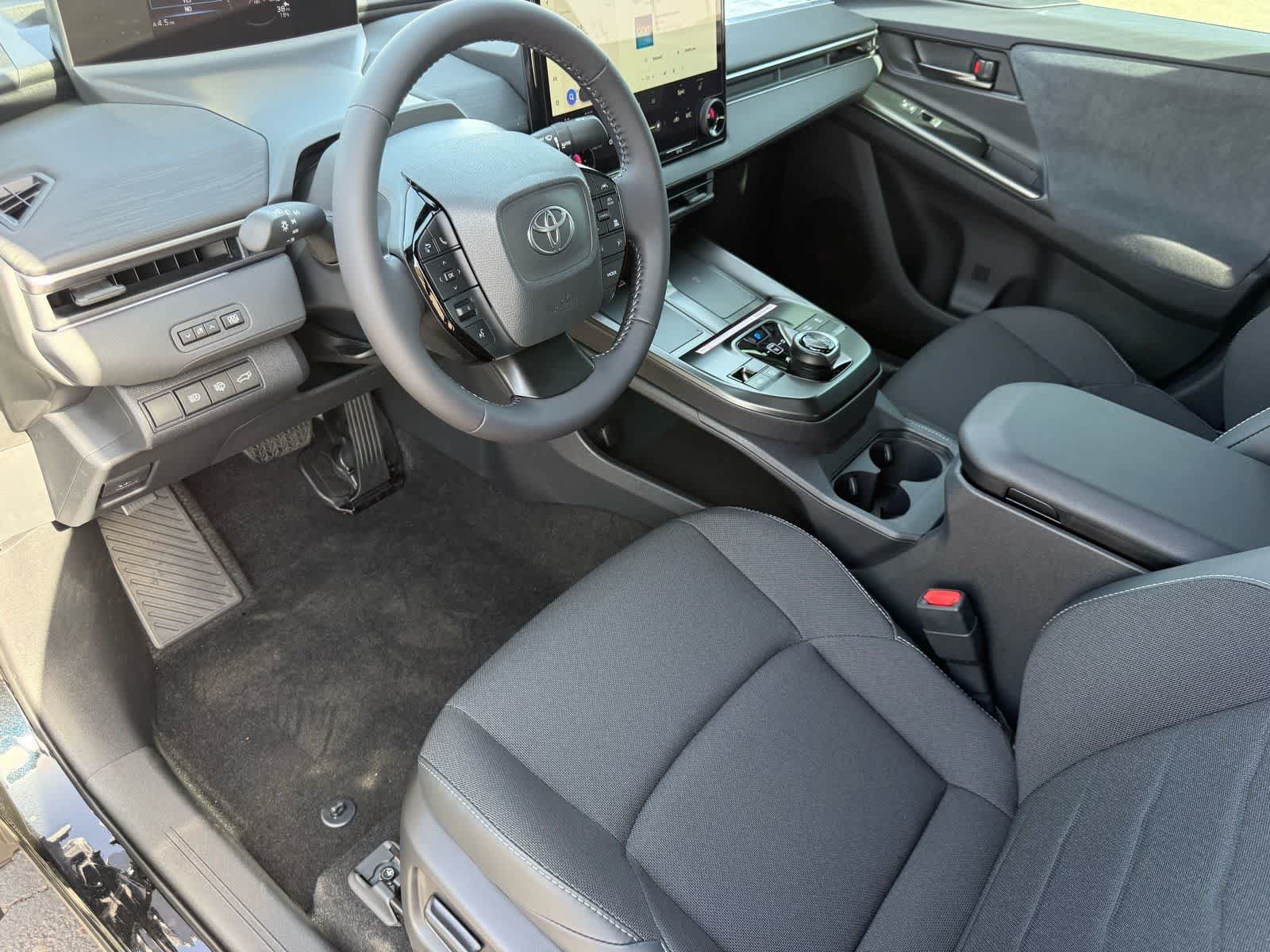 New 2026 Toyota C-HR AWD/4WD image 10