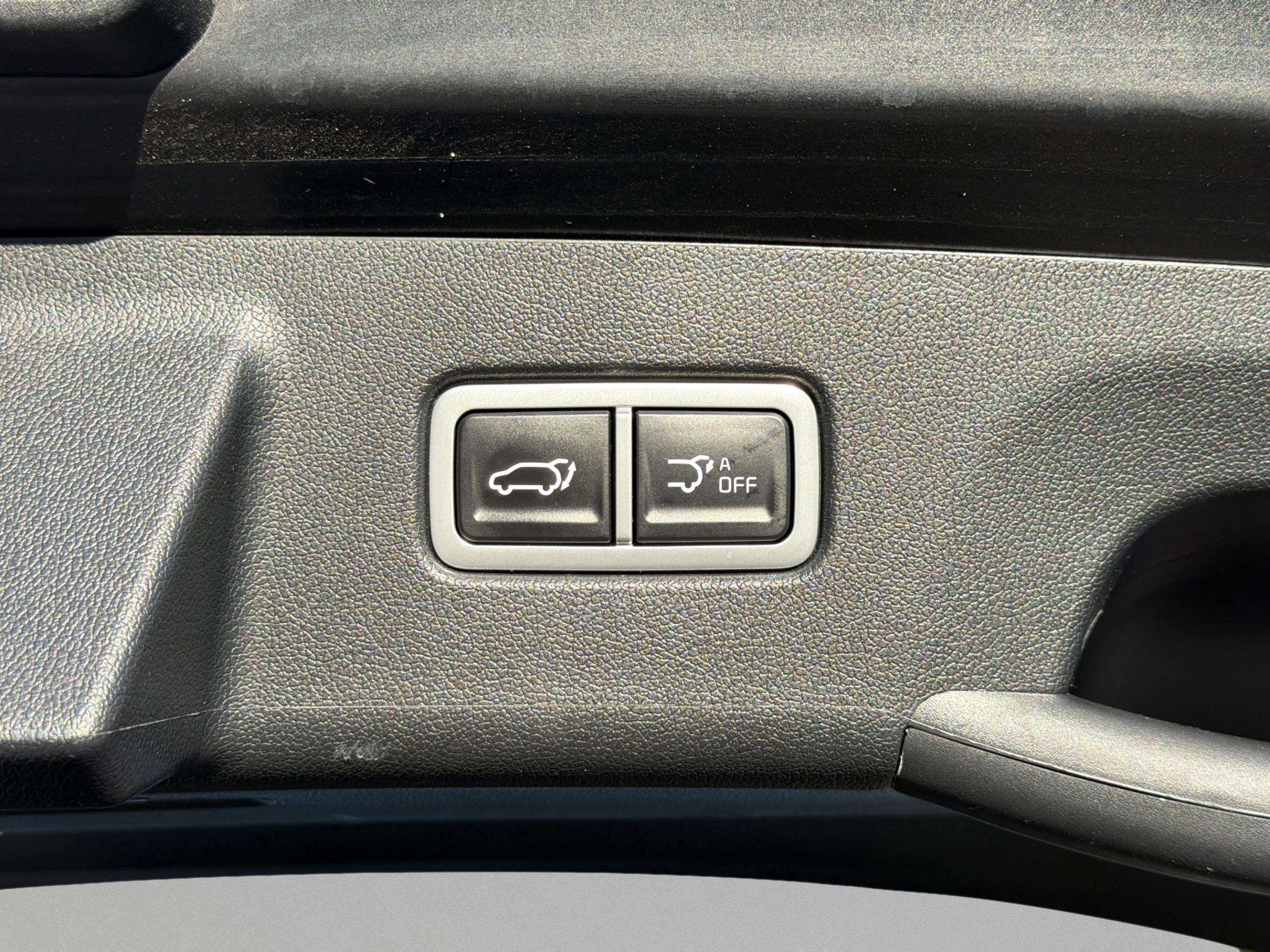 Certified 2025 Kia Sorento SX Prestige image 34