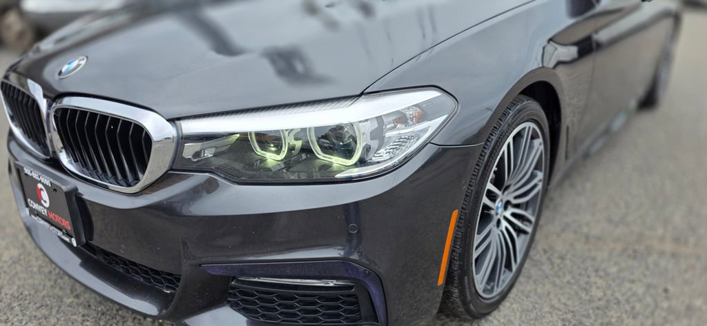 Used 2018 BMW 540i xDrive w/ M Sport Package AWD/4WD image 42